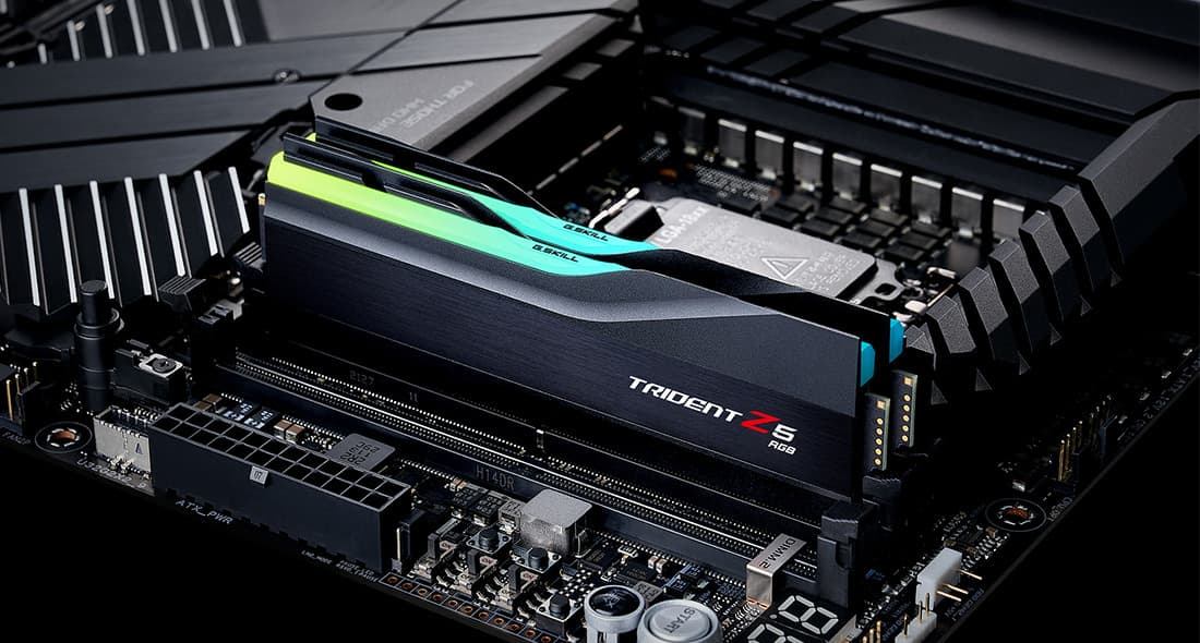 Memorie Trident Z5 RGB XMP 3.0 Black 64GB, DDR5-5600Mhz, CL28, Dual Channel "F5-5600J2834F32GX2-TZ5RK" — miniatură