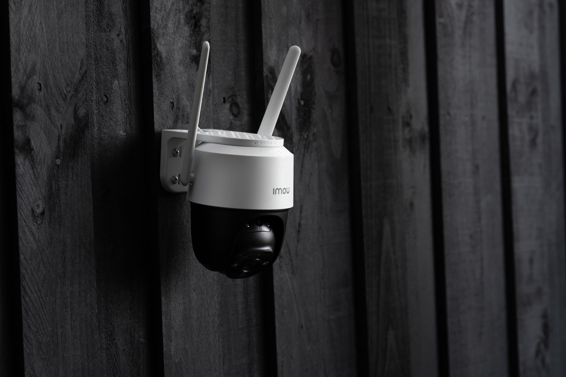 Camera de supraveghere DAHUA IMOU CRUISER IPC-S22FP IP security camera Outdoor Wi-Fi 2Mpx H.265 White, Black "IPC-S22FP" — miniatură