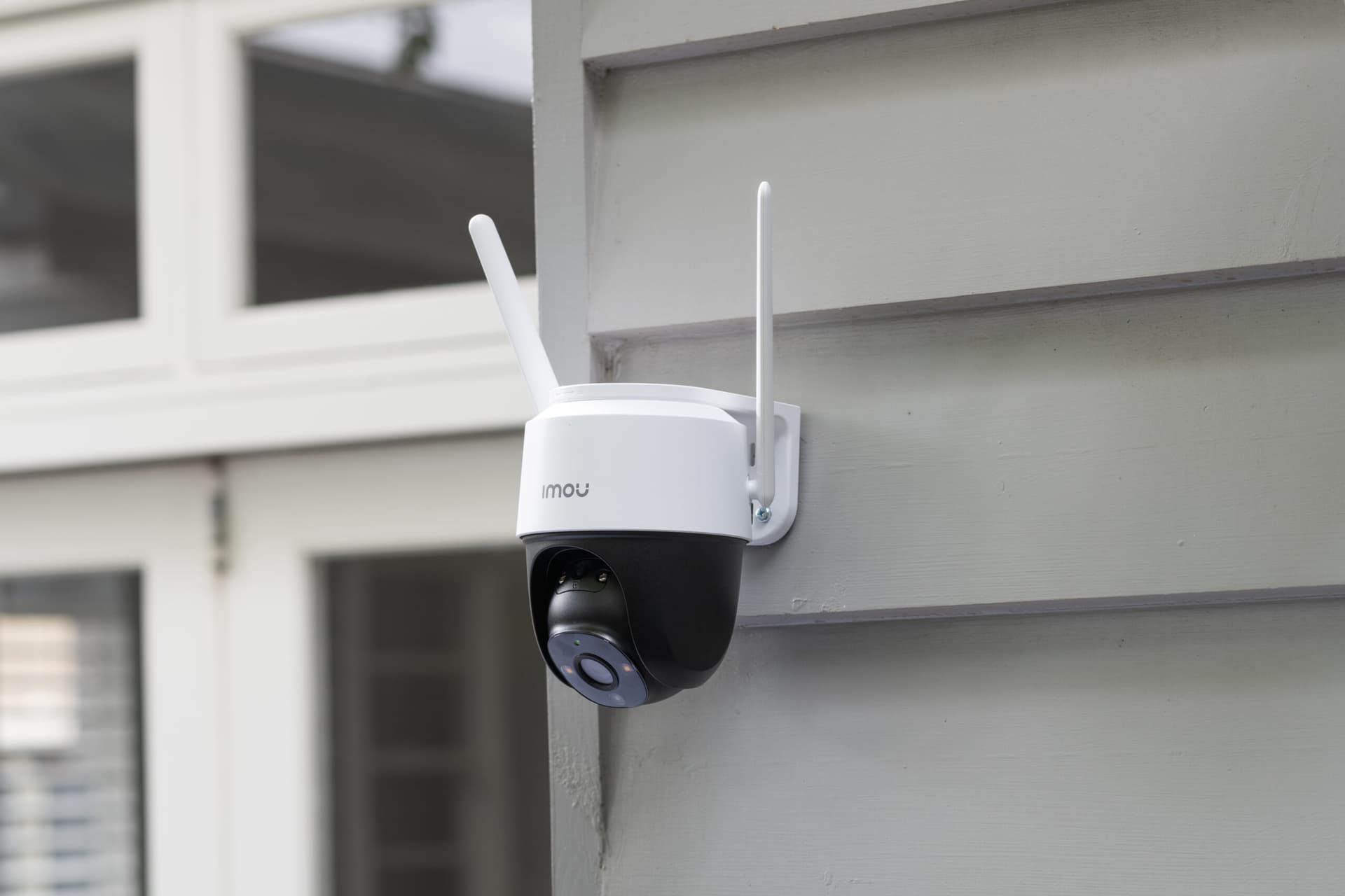 Camera de supraveghere DAHUA IMOU CRUISER IPC-S22FP IP security camera Outdoor Wi-Fi 2Mpx H.265 White, Black "IPC-S22FP" — miniatură
