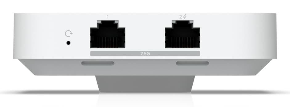 Ubiquiti UniFi U70IW Wall mounted WiFi 7 AP with 4 spatial streams and an integreated 2.5GbE PoE switch desined for hospitality enviorments "U7-IW-EU" — miniatură