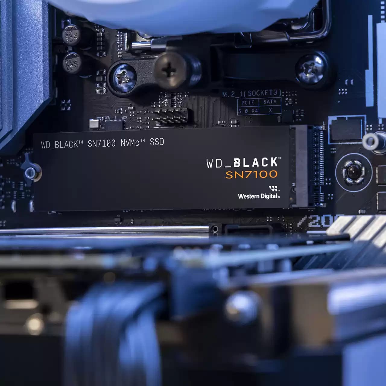 SSD SN7100 4TB PCIe 4.0 NVMe M.2 2280 "WDS400T4X0E" — miniatură