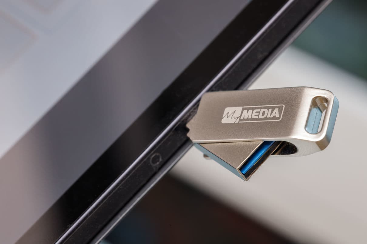 My Media Dual USB 3.2 Gen 1 /USB C Drive 16GB "69268" — miniatură