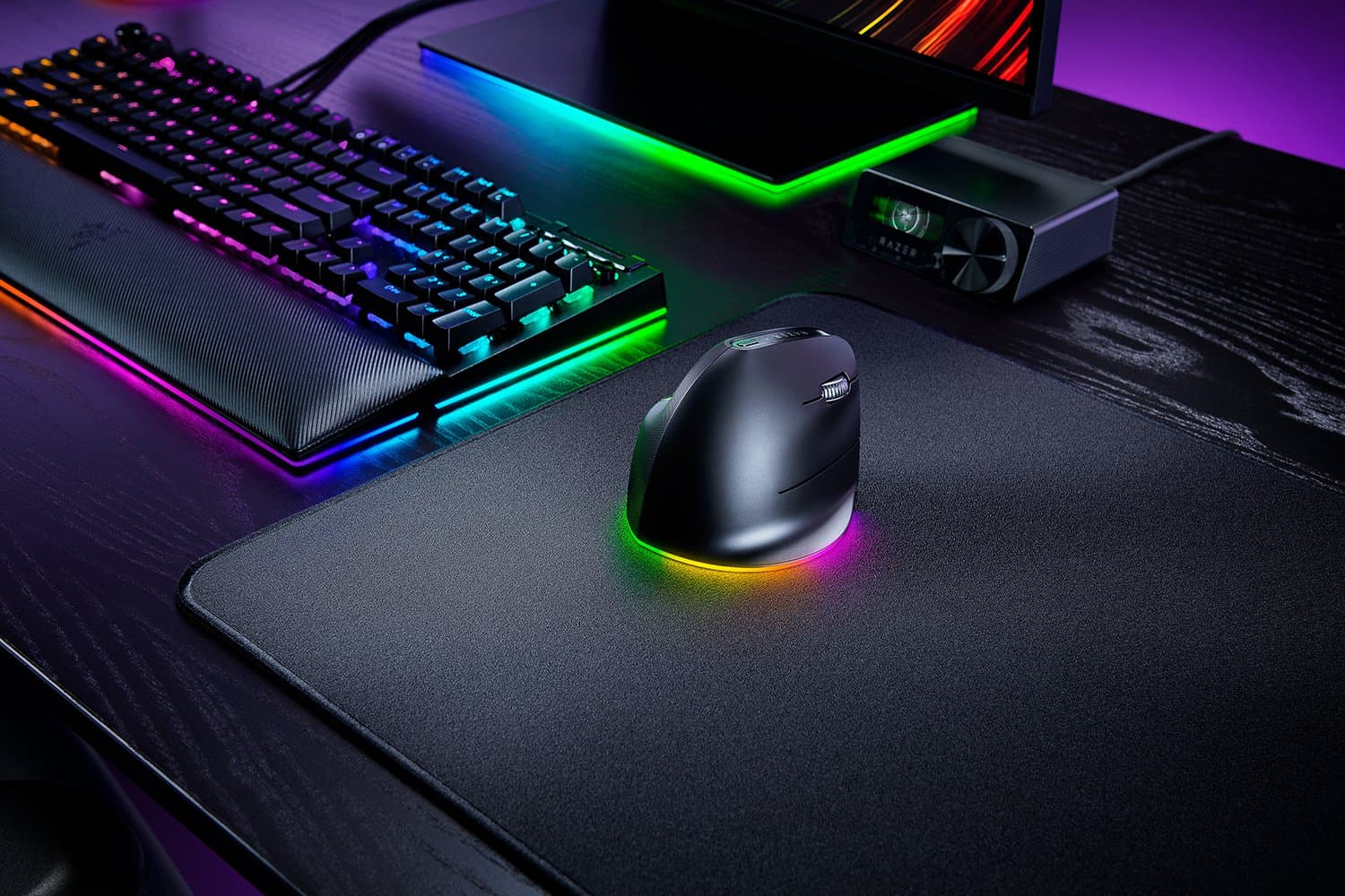 Mouse vertical ergonomic Razer Pro Click V2, wireless, 30.000 DPI, 5 dispozitive, RGB "RZ01-05250100-R3G1" — miniatură