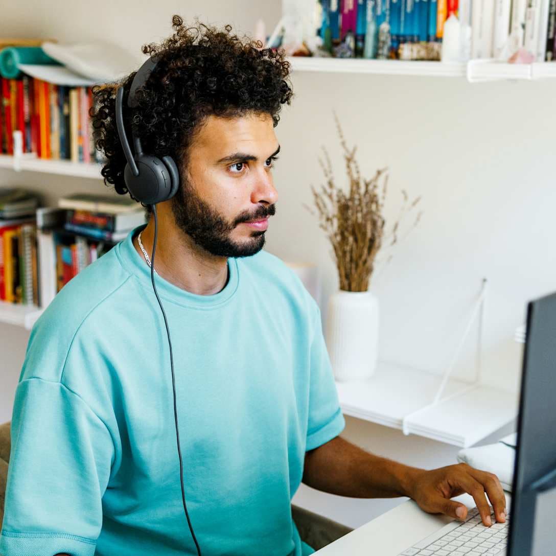 LOGITECH Zone Wired 2 Headset - Graphite"981-001619" — miniatură