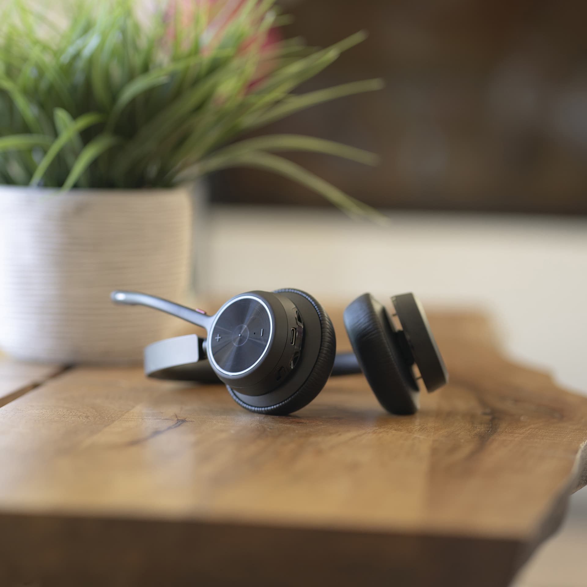 Poly VOY 4320 Stereo USB-A HS+BT700A+CHS"77Y99AA" — miniatură