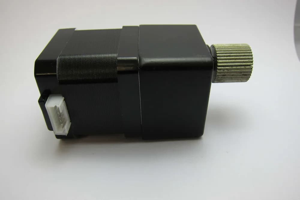 Extruder CreatBot motor 2/R