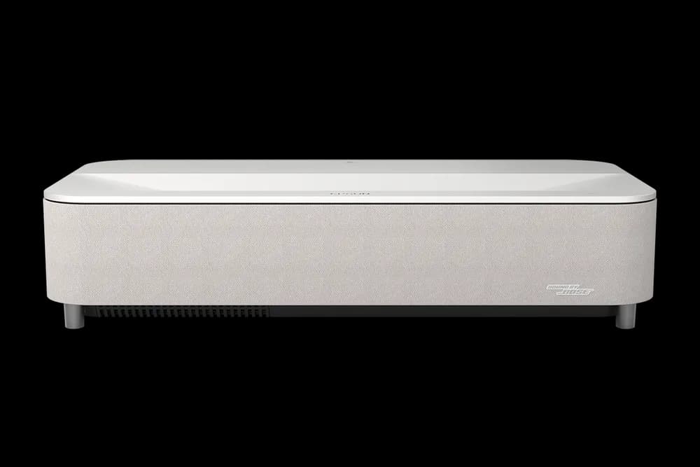 Epson Proiector Lifestudio Grand Plus EH-LS970W - Diamond white, Tehnologie 3LCD, LCD 0.62", 4000 Lumeni, Rezolutie: 4K, Aspect: 16:9, contrast: 5.000.000 : 1, Sursa lumina: Laser, Durata viata: 20.000 ore, Refresh rate: 384 Hz - 480 Hz, Suport HDR, Dimensiune ecran: 80 inchi - 150 inchi, Focus