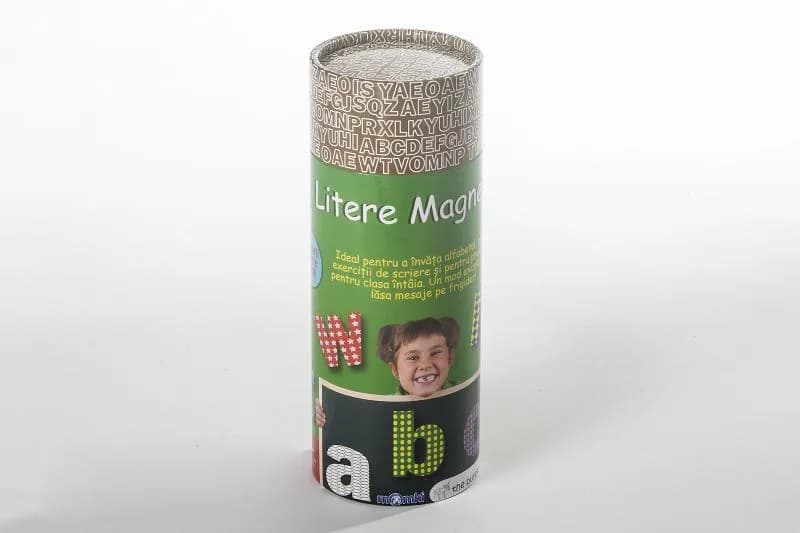 "Litere MagneticeIdeal pentru a învăța alfabetul, pentru exerciții descriere și pentrupregătirea pentru clasa întâia. Un mod excelent de alăsa mesaje pefrigider!Contine: 67 de magneți; Setul poate fi folosit peorice suprafațămagnetică.Literele Magnetice sunt cel mai plăcut șidistractiv mod de