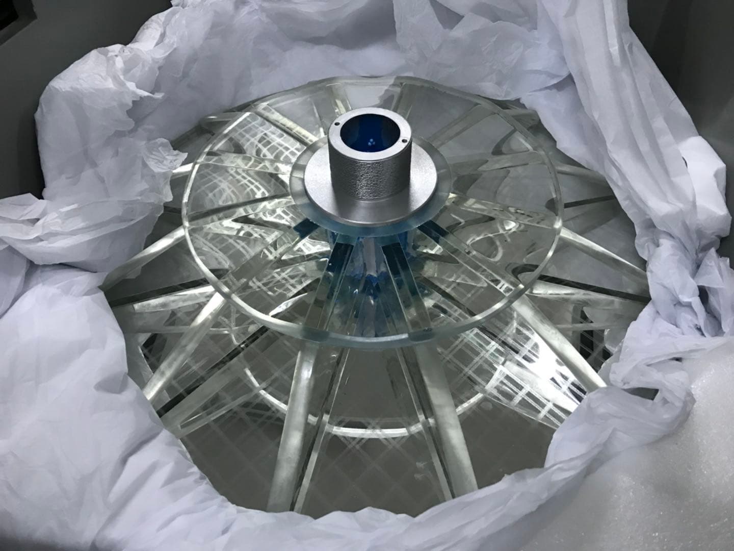508/2000 mm Pyrex paraboloid főtükör